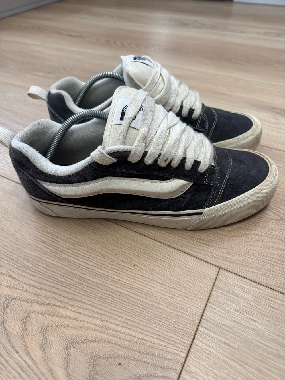 Vans Knu Skool Pig Suede Grey VNO00CSOBGF Men’s Size 11